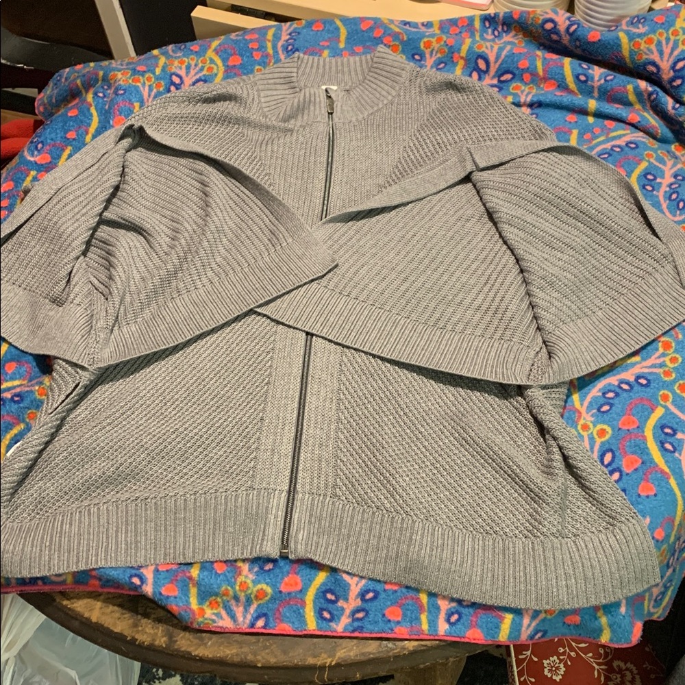 Like New lululemon Softer Still Cashmere Blend Wrap Sweater in Heathered Grey - Picture 11 of 16